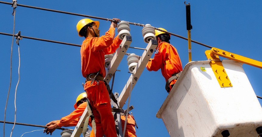 Bộ Công Thương đề nghị tăng tiếp giá điện trong năm 2024