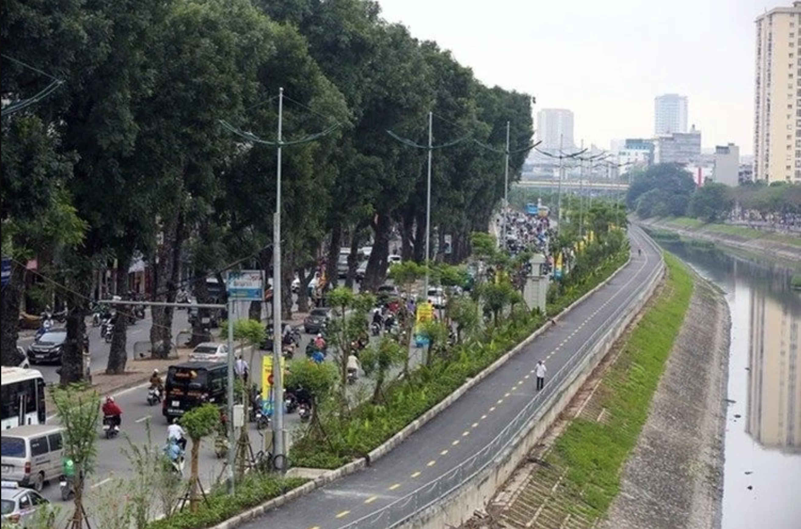 Hà Nội chính thức thí điểm làn đường dành riêng cho xe đạp