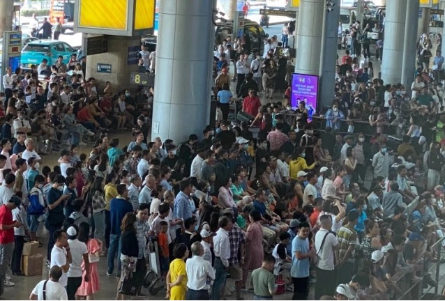 Cục Hàng không yêu cầu báo cáo việc giá vé máy bay dịp Tết cao chót vót