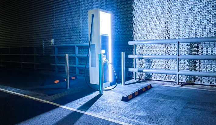 Hết hưng phấn, các hãng ô tô đang thu hẹp quy mô sản xuất xe điện