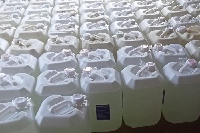 TPHCM Siết chặt công tác quản lý tem điện tử thuốc lá, rượu sản xuất thủ công