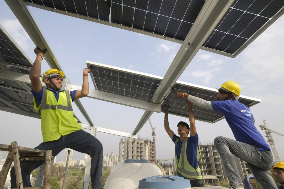 Phải chuyển xanh để duy trì lợi thế cạnh tranh