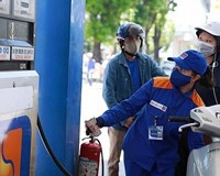 Bộ Công Thương chủ trì phối hợp với Bộ Tài chính điều hành giá bán xăng dầu 