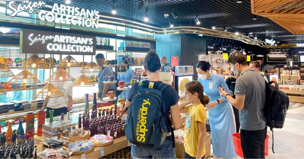 Du lịch đóng góp tích cực trong mức tăng trưởng bán lẻ hàng hóa và doanh thu dịch vụ tiêu dùng tháng 3