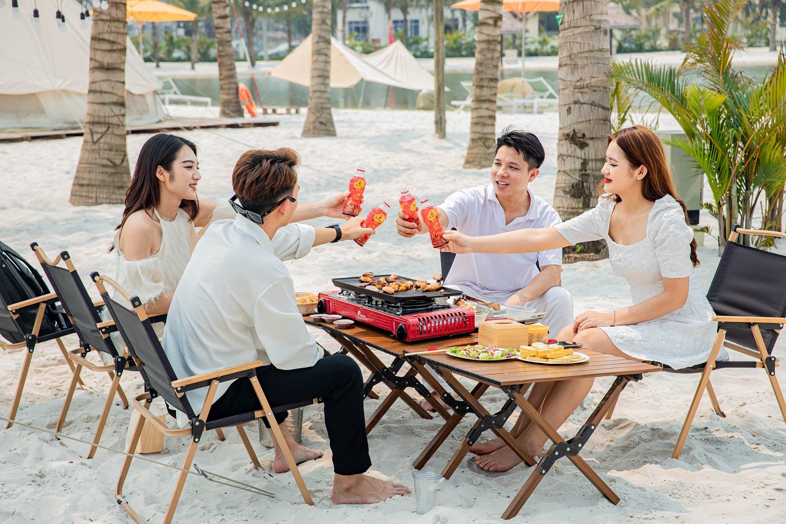 Bất ngờ với thức uống vạn người mê giúp gen Z lập hội “cháy phố” mà vẫn luôn tươi mát 