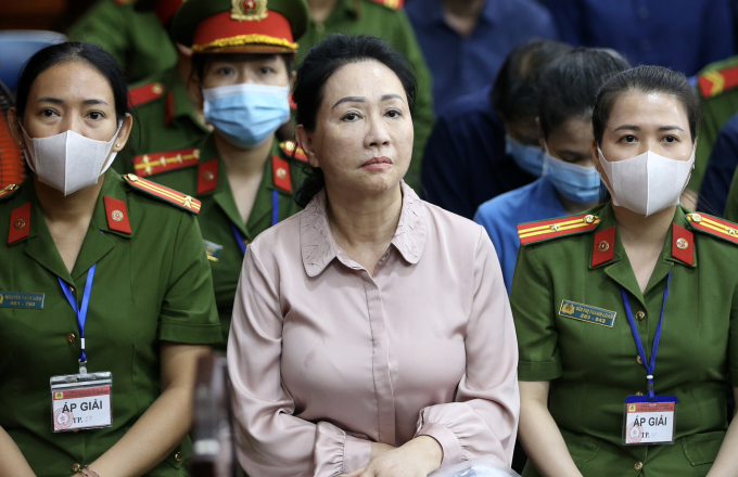 NHNN gồng mình cho SCB vay khoản tiền khổng lồ, không biết khi nào thu hồi đủ