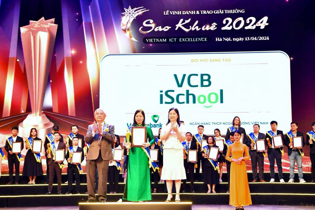 Ba giải pháp số của Vietcombank nhận giải thưởng Sao Khuê 2024