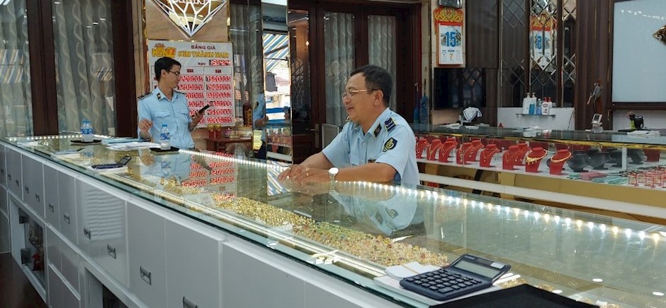 TPHCM Tăng cường kiểm tra các doanh nghiệp tư nhân kinh doanh vàng