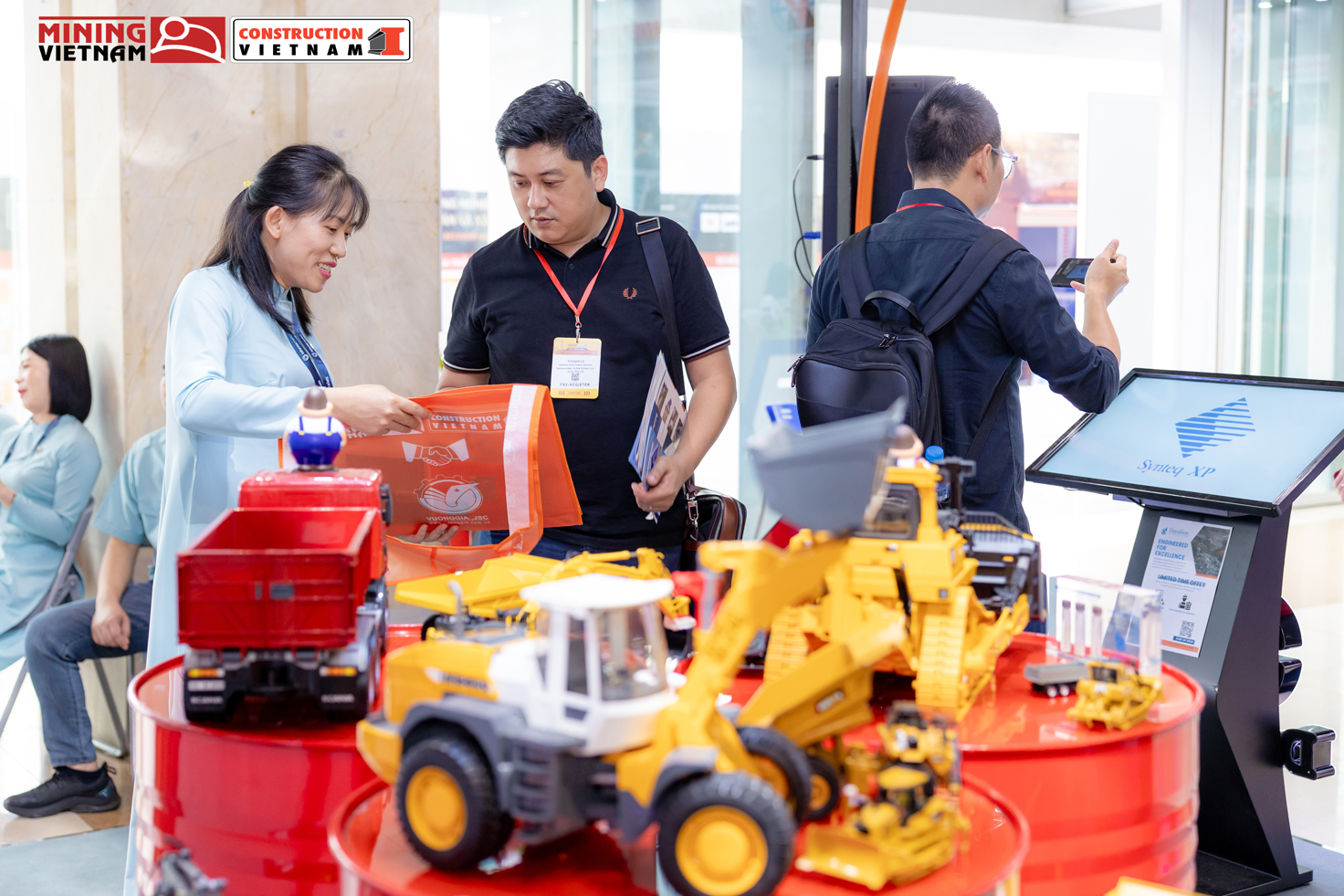 Cơ hội cho ngành khai khoáng và xây dựng tiếp cận thiết bị, công nghệ mới