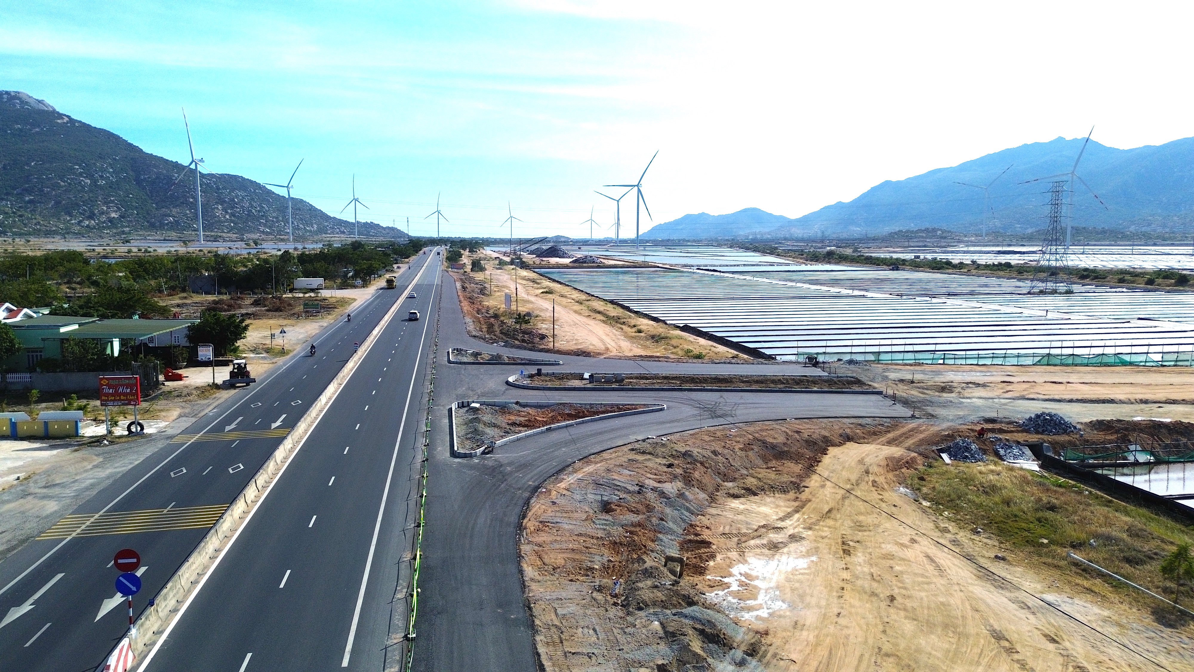 Tuyến cao tốc Cam Lâm- Vĩnh Hảo thông tuyến từ sáng 264