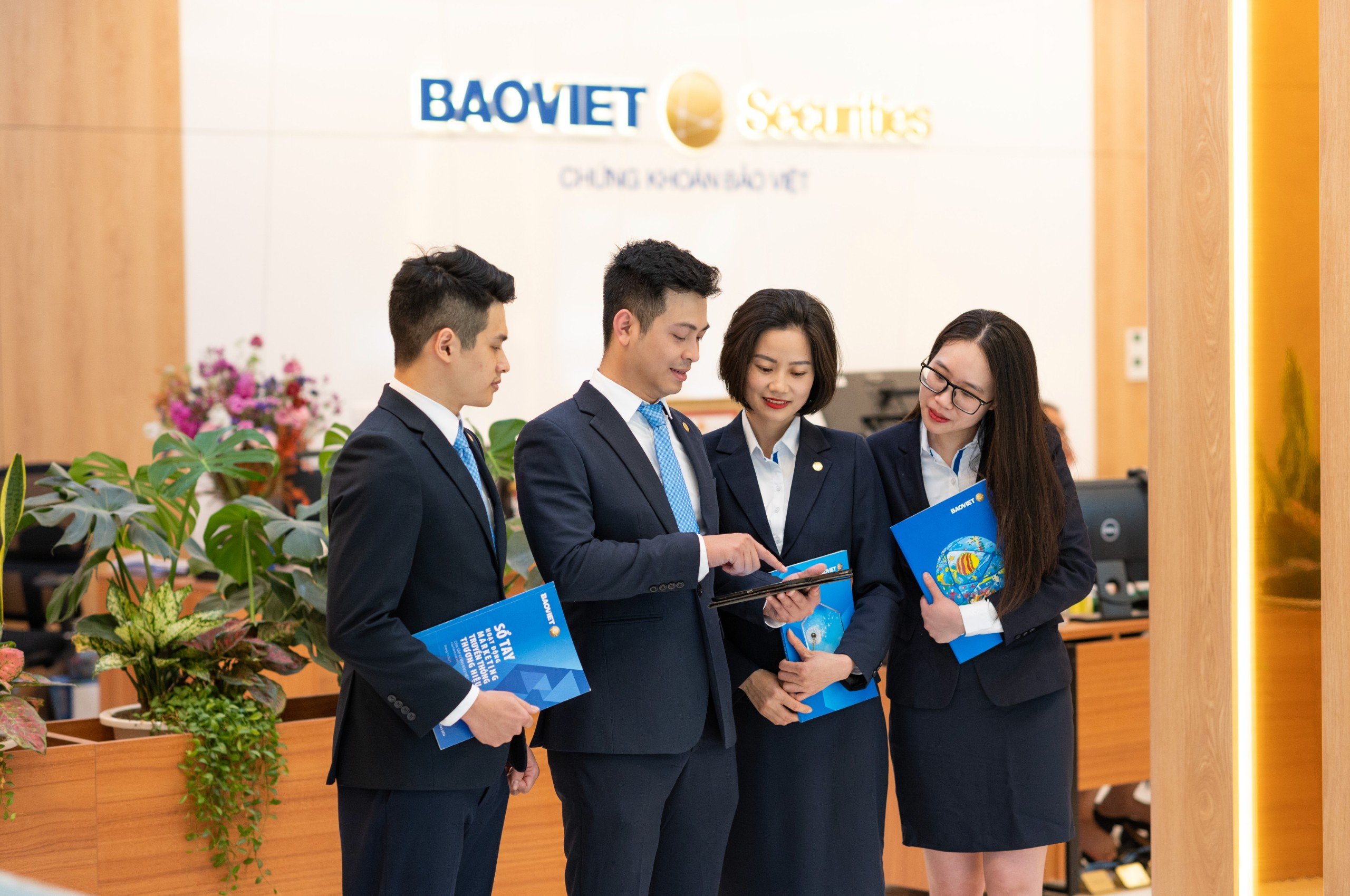 Tập đoàn Bảo Việt (BVH) Lợi nhuận hợp nhất Quý I2024 tăng trưởng 13%
