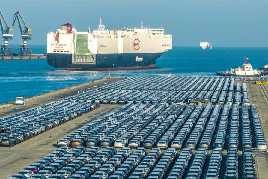 Chất đầy các cảng ở châu Âu, ô tô điện Trung Quốc chật vật tìm người mua