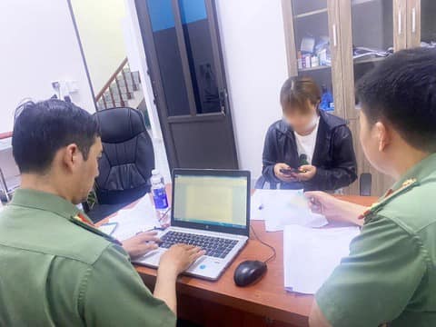 Người dùng mạng xã hội cần tăng cường kháng thể chống tin giả