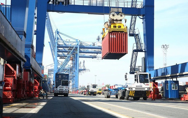 Thu ngân sách xuất nhập 4 tháng đầu năm đạt 124,7 nghìn tỷ đồng