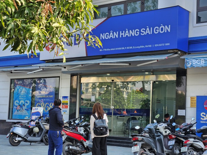 Người dân ồ ạt rút tiền tại Ngân hàng SCB tác động thế nào đến nền kinh tế
