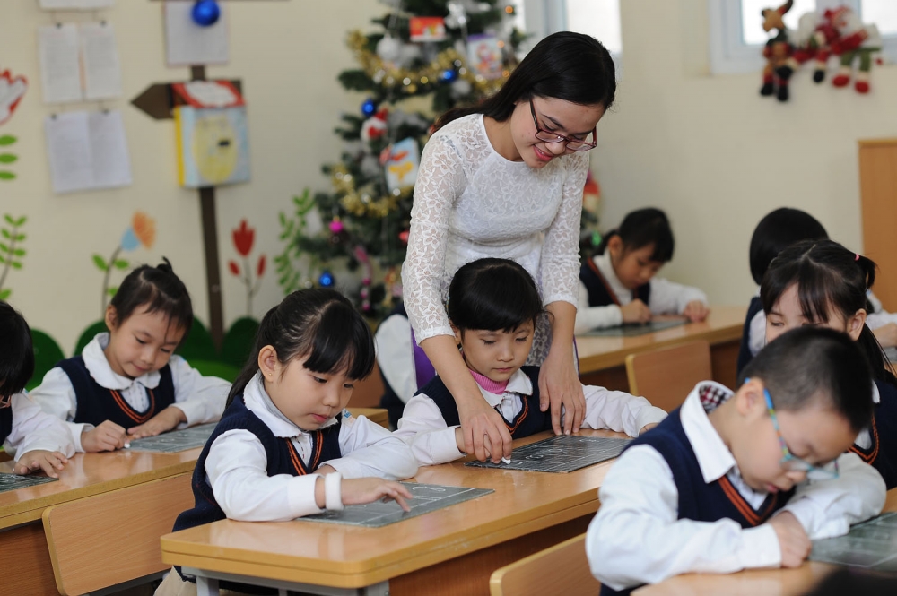 Tiền lương giáo viên phải được ưu tiên xếp cao nhất trong hệ thống thang bậc lương hành chính sự nghiệp