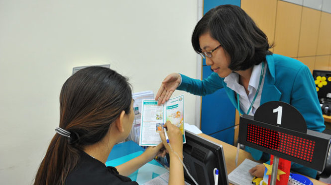 Ngân hàng Nhà nước trả lời cử tri về tình trạng vay tiền phải mua bảo hiểm