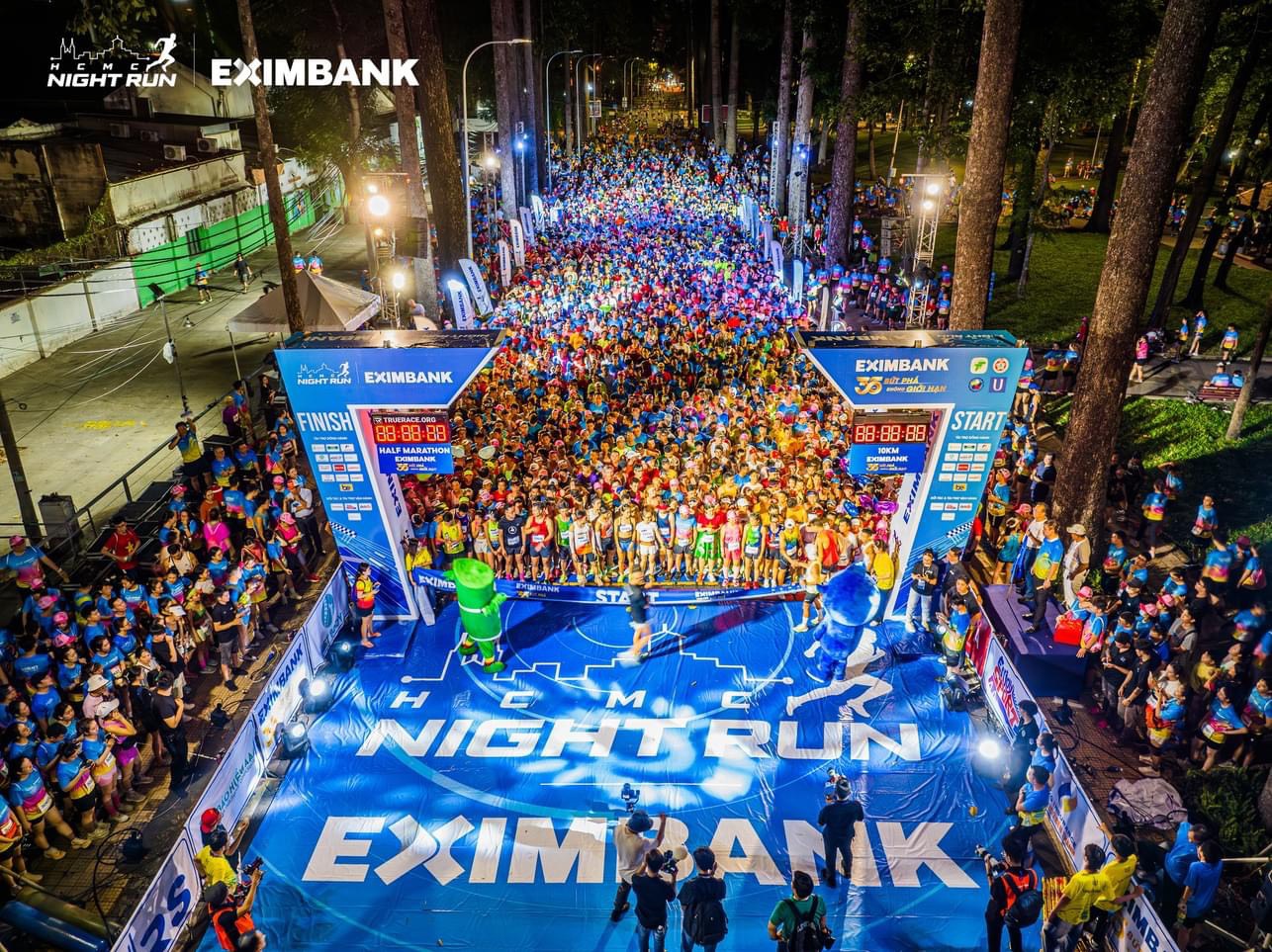 “Ho Chi Minh City Night Run Eximbank” thành công rực rỡ  - lan tỏa tinh thần năng động và “bứt phá” đến cộng đồng