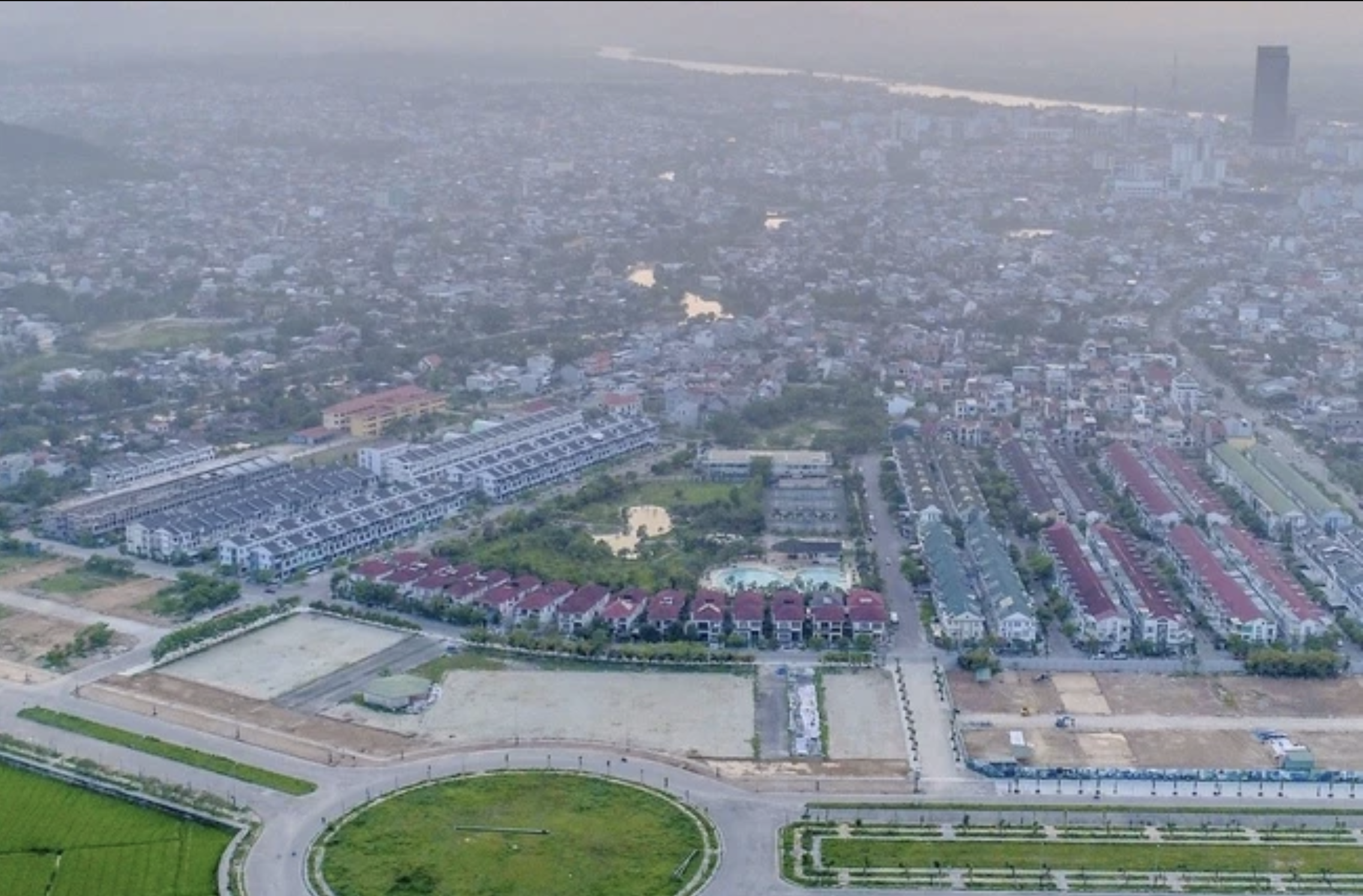 Đình chỉ hoạt động kinh doanh bất động sản CTCP đầu tư IMG Huế