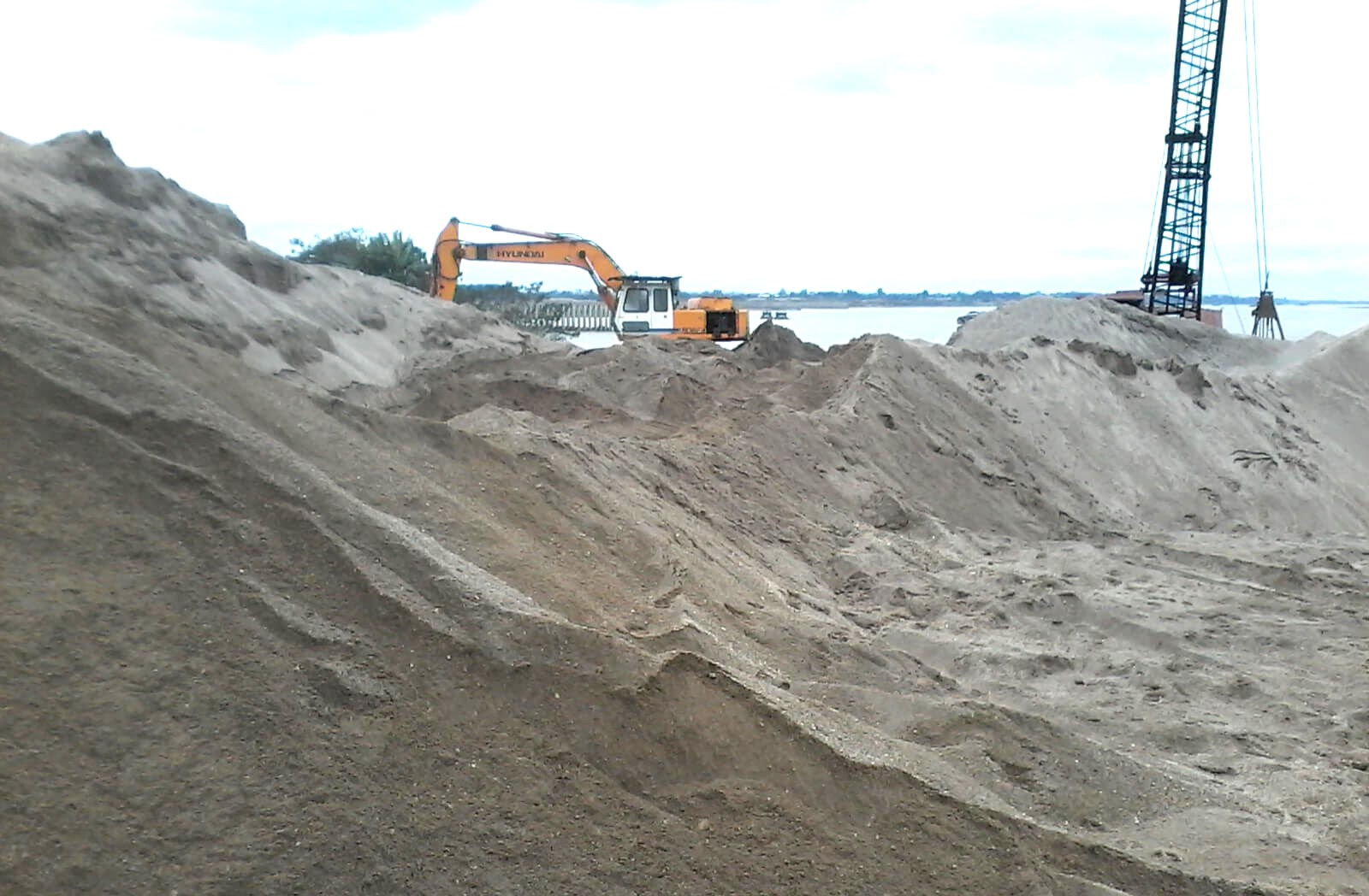 Hủy bỏ kết quả trúng đấu giá mỏ cát tại Thái Bình đối với Công ty TNHH Xây dựng Nam Trung Hải