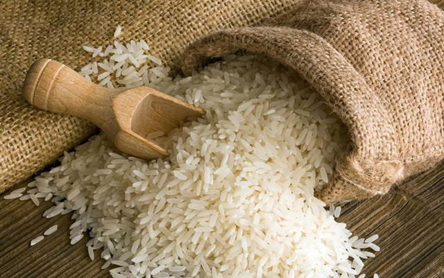 Giá lúa gạo hôm nay 245 Biến động trái chiều giữa các loại gạo