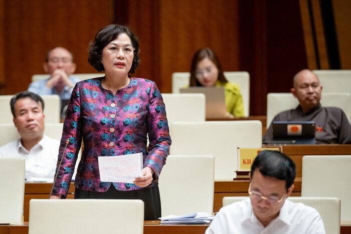 Vướng mắc trong việc tái cơ cấu các tổ chức tín dụng yếu kém