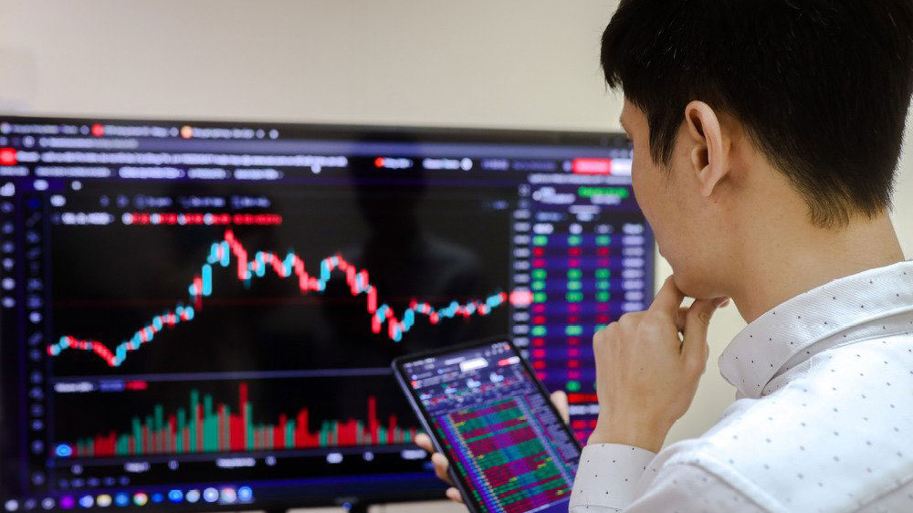 An ninh phi truyền thống và thách thức đặt ra với thị trường chứng khoán