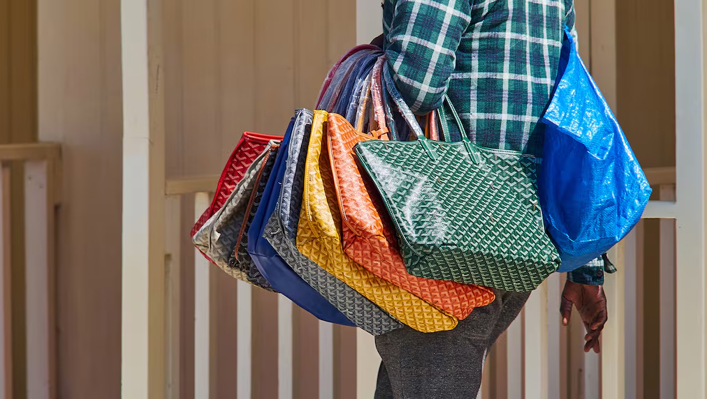 Điều gì khiến hàng giả trở nên hấp dẫn người dùng đến vậy