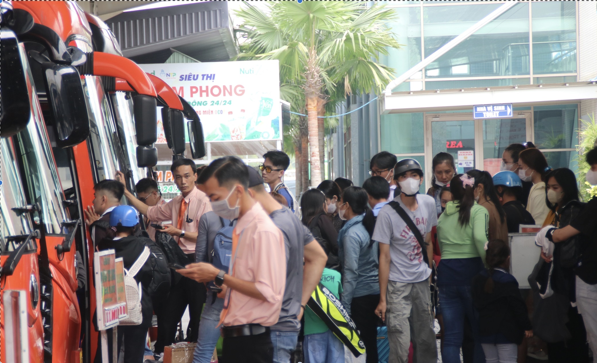 Thu hồi đăng ký tuyến doanh nghiệp vận tải chạy dưới 70% tổng số chuyến trong tháng