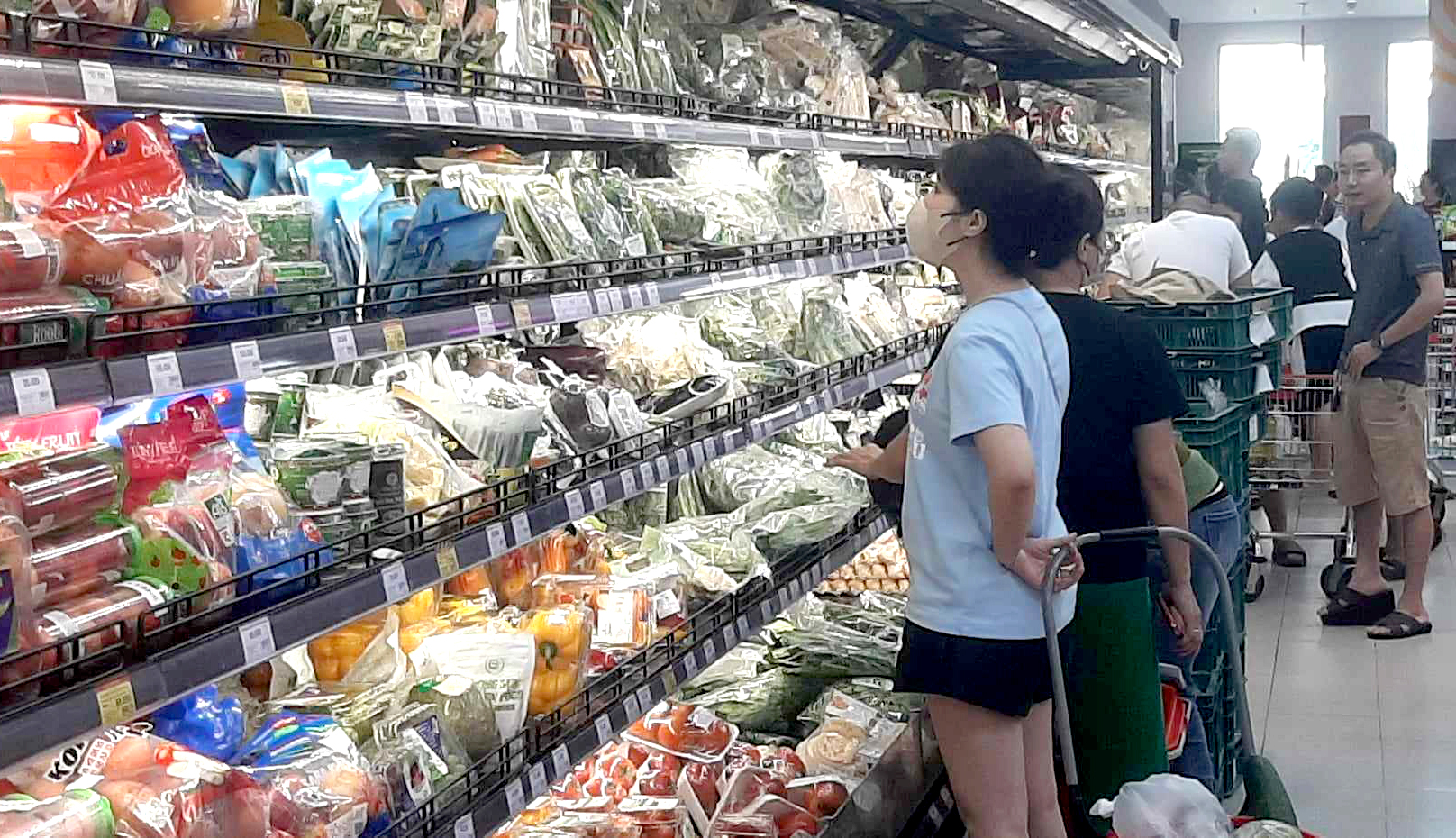 Sẽ có khoảng 98.000 tỷ đồng giảm thuế để kích cầu tiêu dùng nội địa