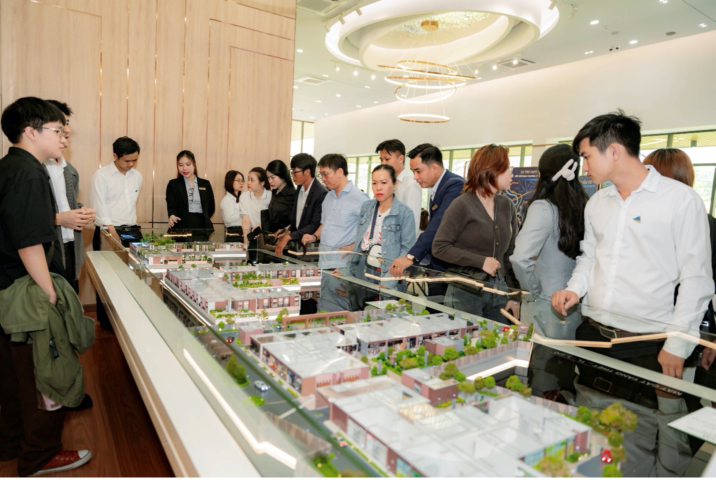 Tìm kiếm căn hộ mức giá trong tầm tay có quá khó tại khu vực TPHCM và các vùng lận cận