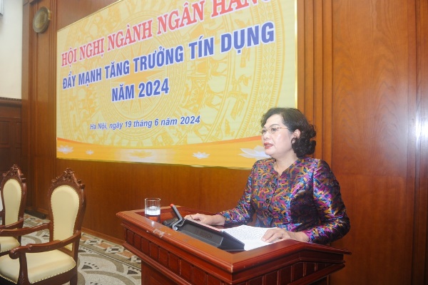 Thống đốc NHNN đặt vấn đề điều phối lại room tín dụng giữa các ngân hàng