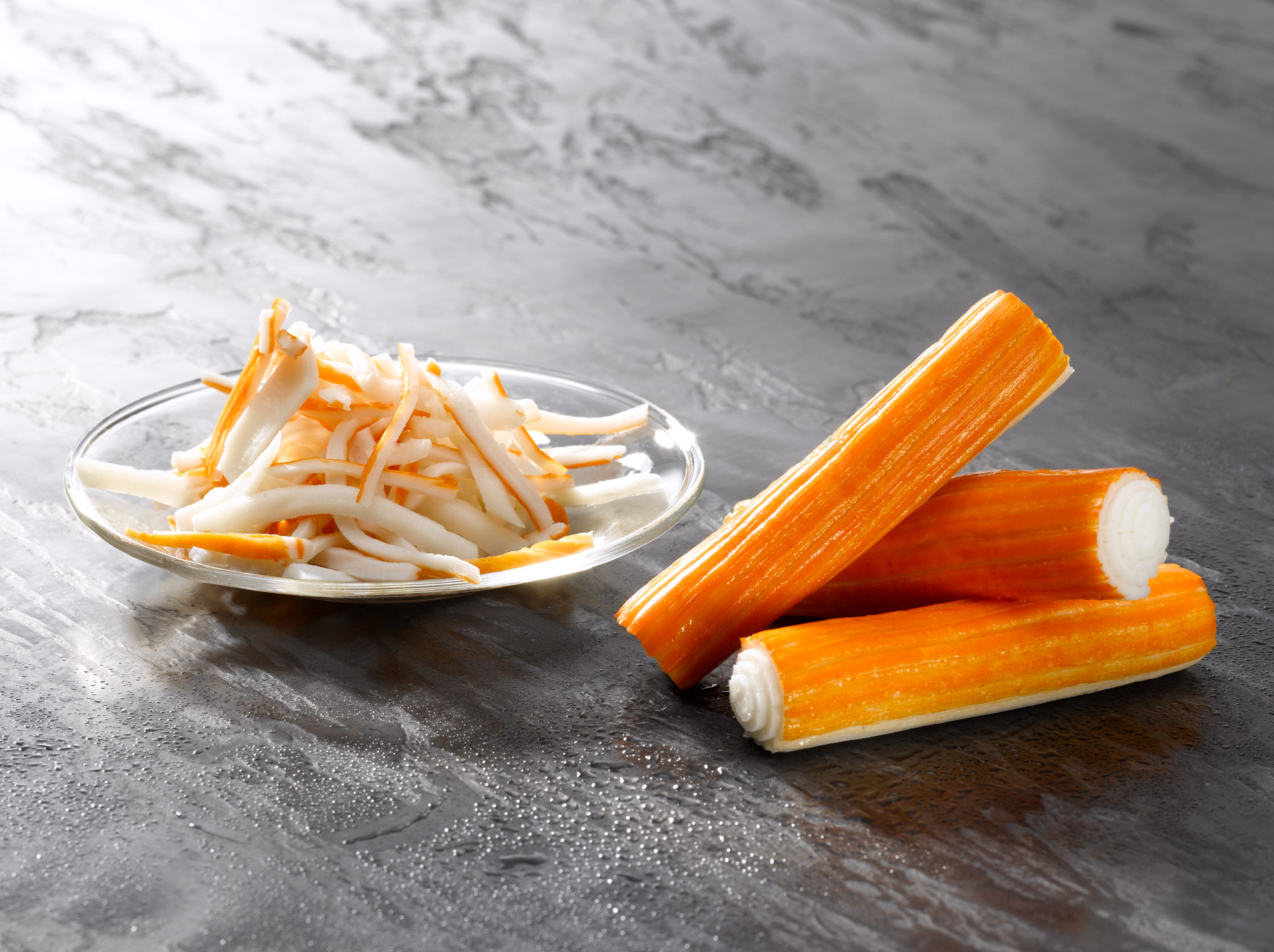 Áp lực cạnh tranh về giá, xuất khẩu chả cá và surimi giảm sâu