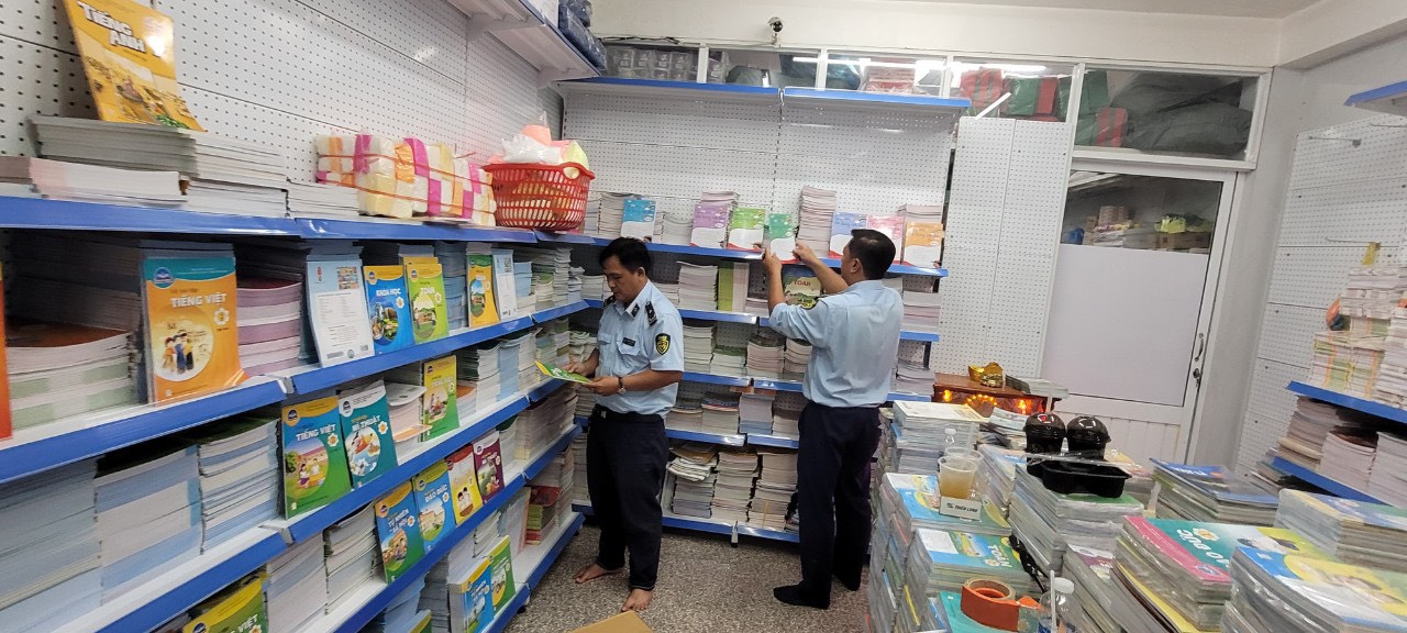 Hậu Giang Tạm giữ trên 3.300 quyển sách giáo khoa có dấu hiệu giả mạo nguồn gốc, xuất xứ của NXB Giáo dục
