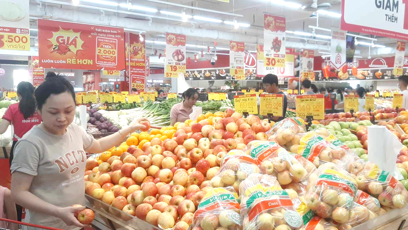 Chủ động các giải pháp bình ổn giá cả khi lương đã tăng