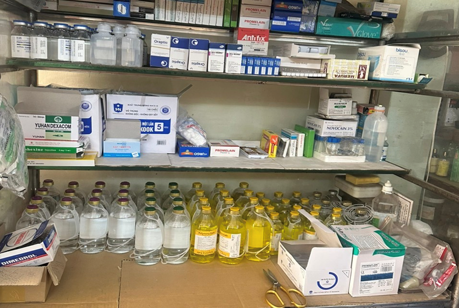 Liên tiếp phát hiện các cơ sở quảng cáo cung cấp dịch vụ truyền nước biển tại nhà “chui”