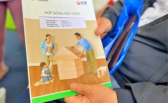 Ngân hàng và doanh nghiệp băn khoăn quy định cấm gắn kèm bảo hiểm