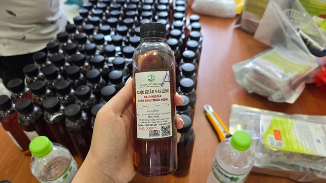 Hà Nội Bắt nhóm đối tượng sản xuất, buôn bán hàng giả là thuốc chữa bệnh