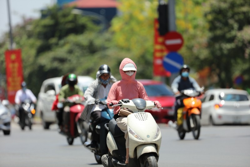 Dự báo thời tiết đêm nay và ngày mai 127 Hà Nội và các khu vực trên cả nước