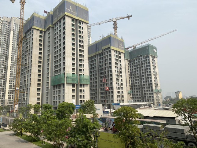 Nguồn cung mới tăng đột biến, giá chung cư bao giờ giảm