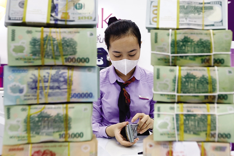 Các ngân hàng mở cuộc đua tăng vốn