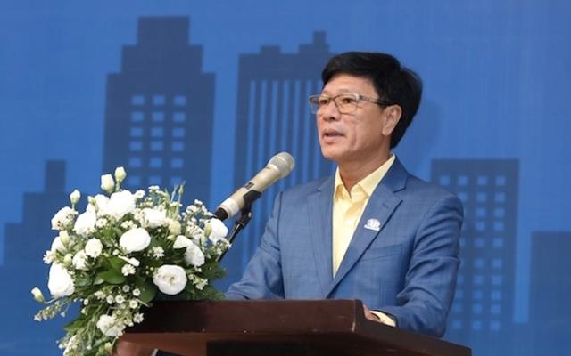 Chủ tịch Địa ốc Hoàng Quân bị tạm hoãn xuất cảnh