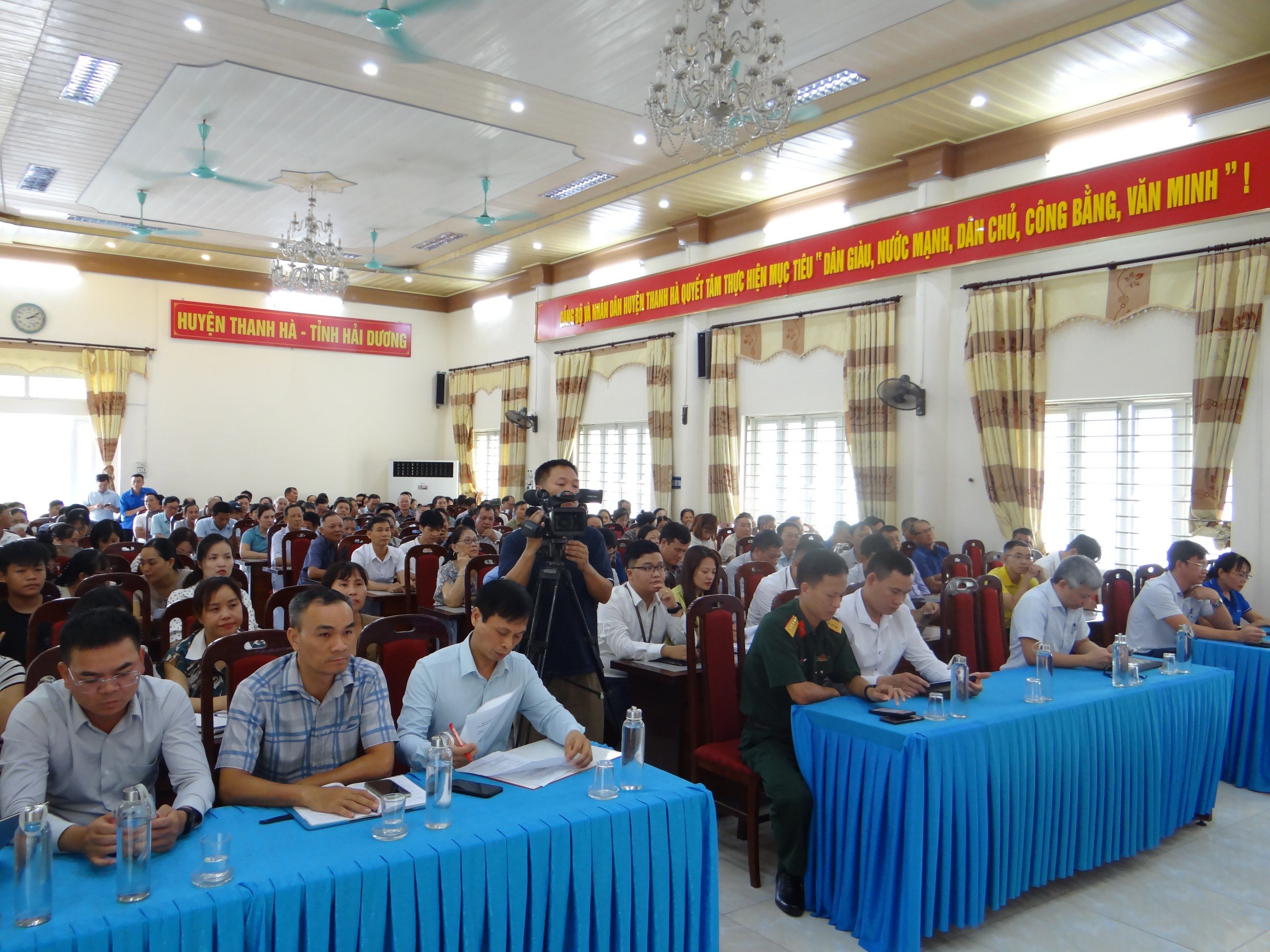 Huyện Thanh Hà tổ chức tập huấn, bồi dưỡng kiến thức chuyển đổi số năm 2024