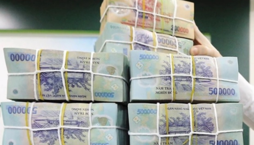 Lãi suất tiết kiệm xác lập mức cao mới