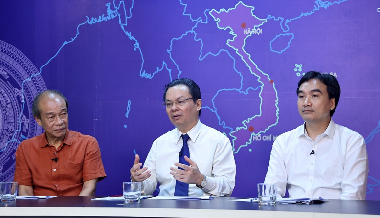 Những nút thắt cần tập trung tháo gỡ đối với thị trường xăng dầu