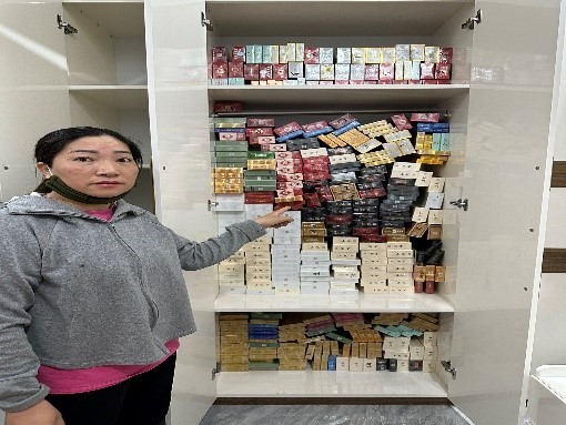 Bắt một phụ nữ cùng hơn 3.800 bao thuốc lá nhập lậu
