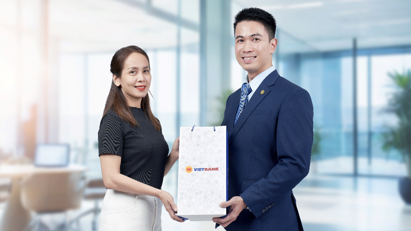 Vietbank “Quà tặng tiền tỉ - chào thu hết ý”