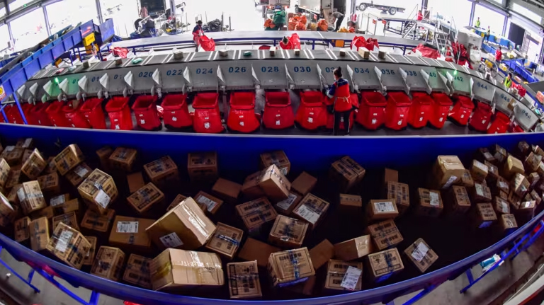 Đau đầu với hàng siêu rẻ từ Trung Quốc, Đông Nam Á tìm cách ứng phó