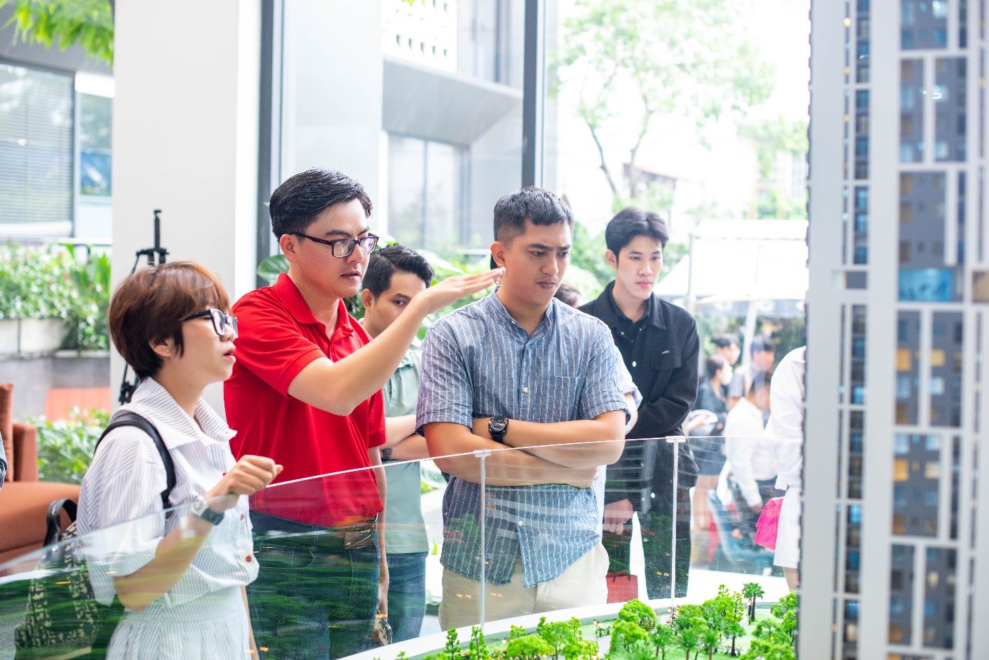 Thuê nhà để tiền “một đi không trở lại” hay vay ngân hàng để có nhà