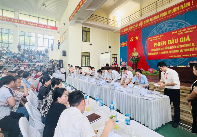 Công an vào cuộc xác minh nhóm đối tượng thổi giá đất vùng ven Hà Nội